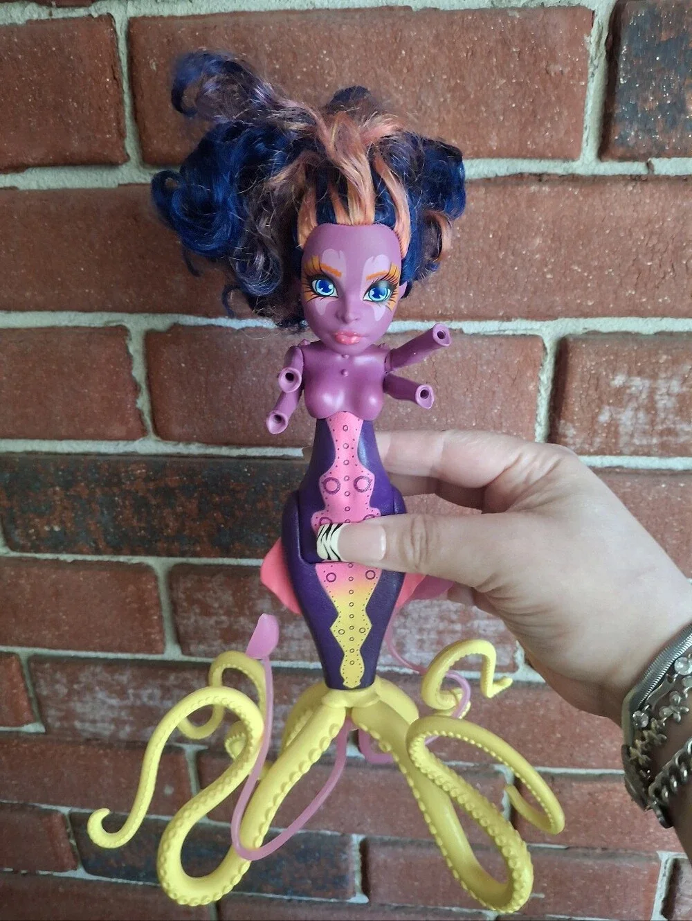 Kala Mer'ri, from the Monster High Great Scarrier Reef